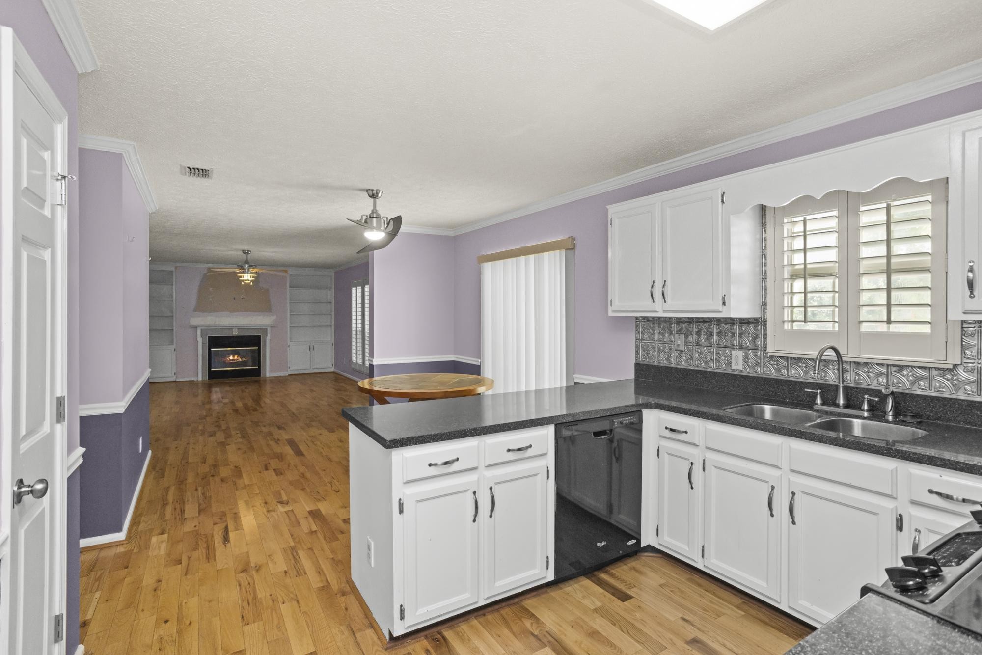 505 Breslin Ave Property Photo 5