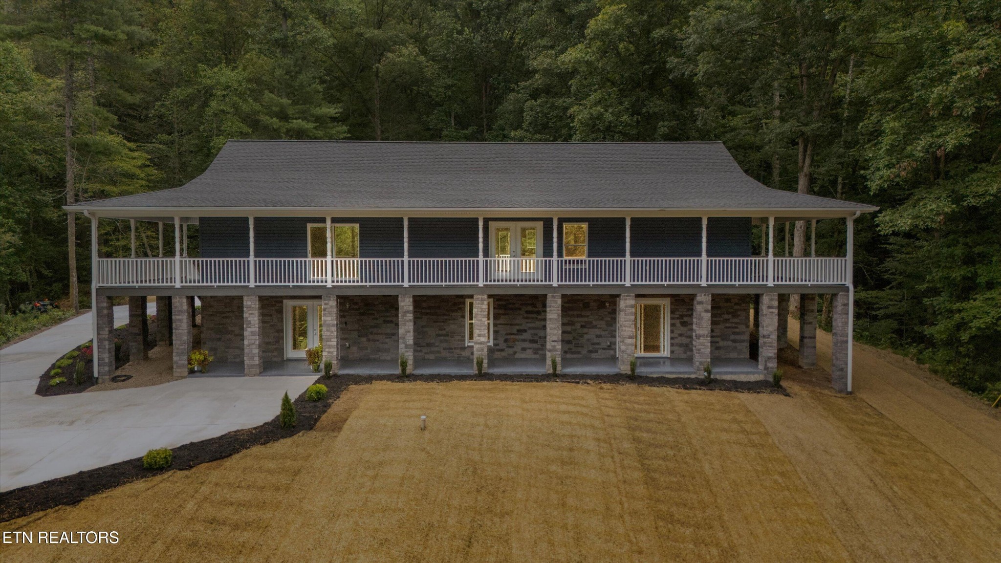 201 Flat Rock Way