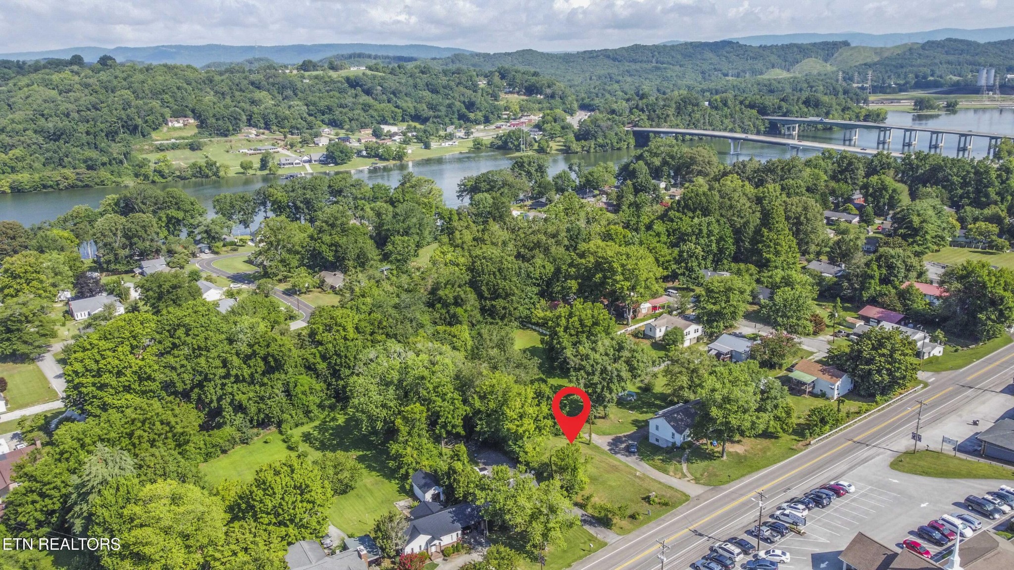 509 Race St Property Photo 1