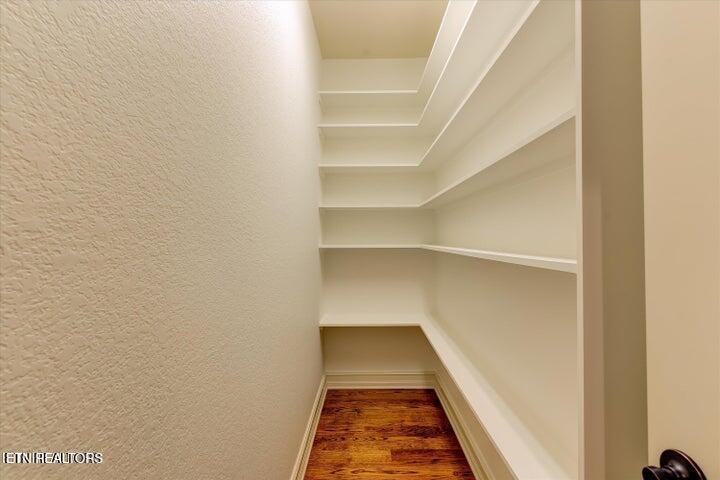 494 Chestnut Lane Property Photo 18