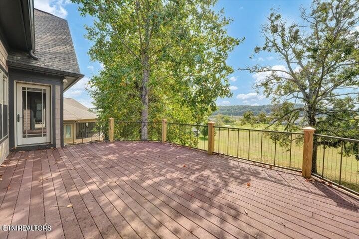 494 Chestnut Lane Property Photo 38