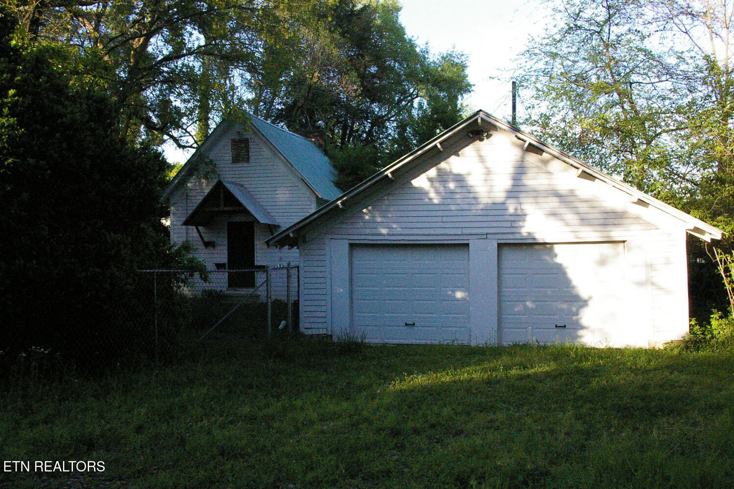 420 W Rockwood St Property Photo 4
