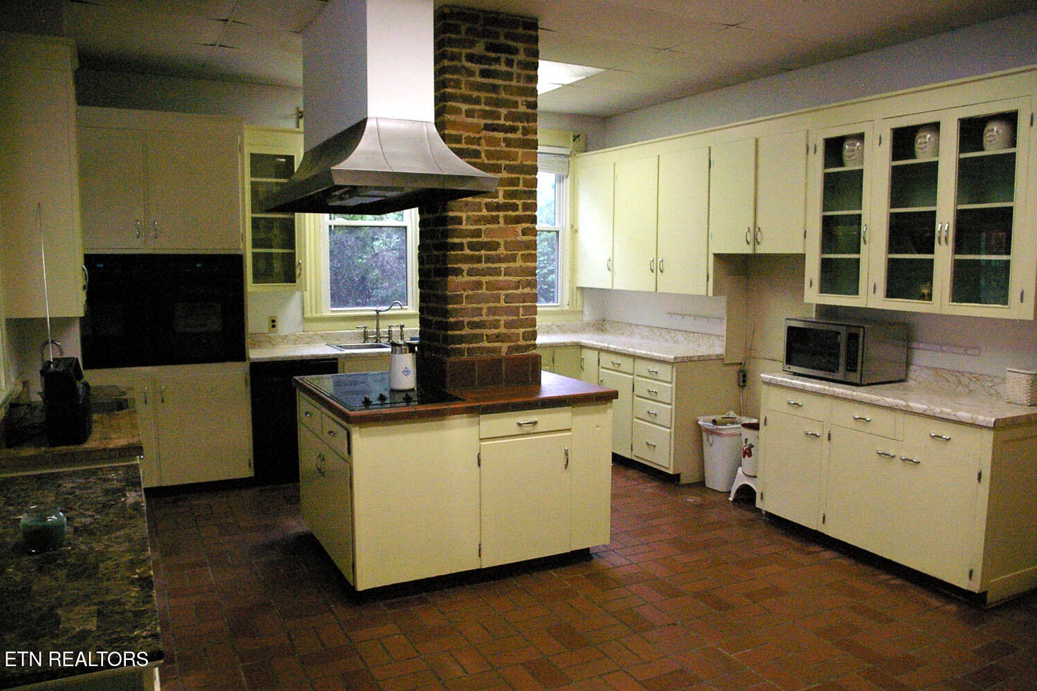 420 W Rockwood St Property Photo 6