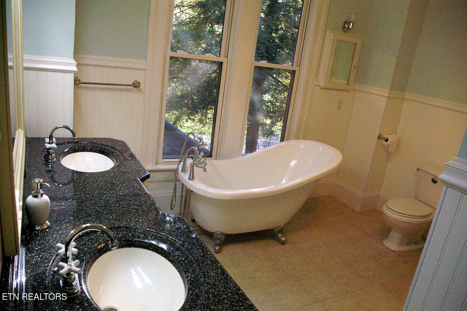 420 W Rockwood St Property Photo 25