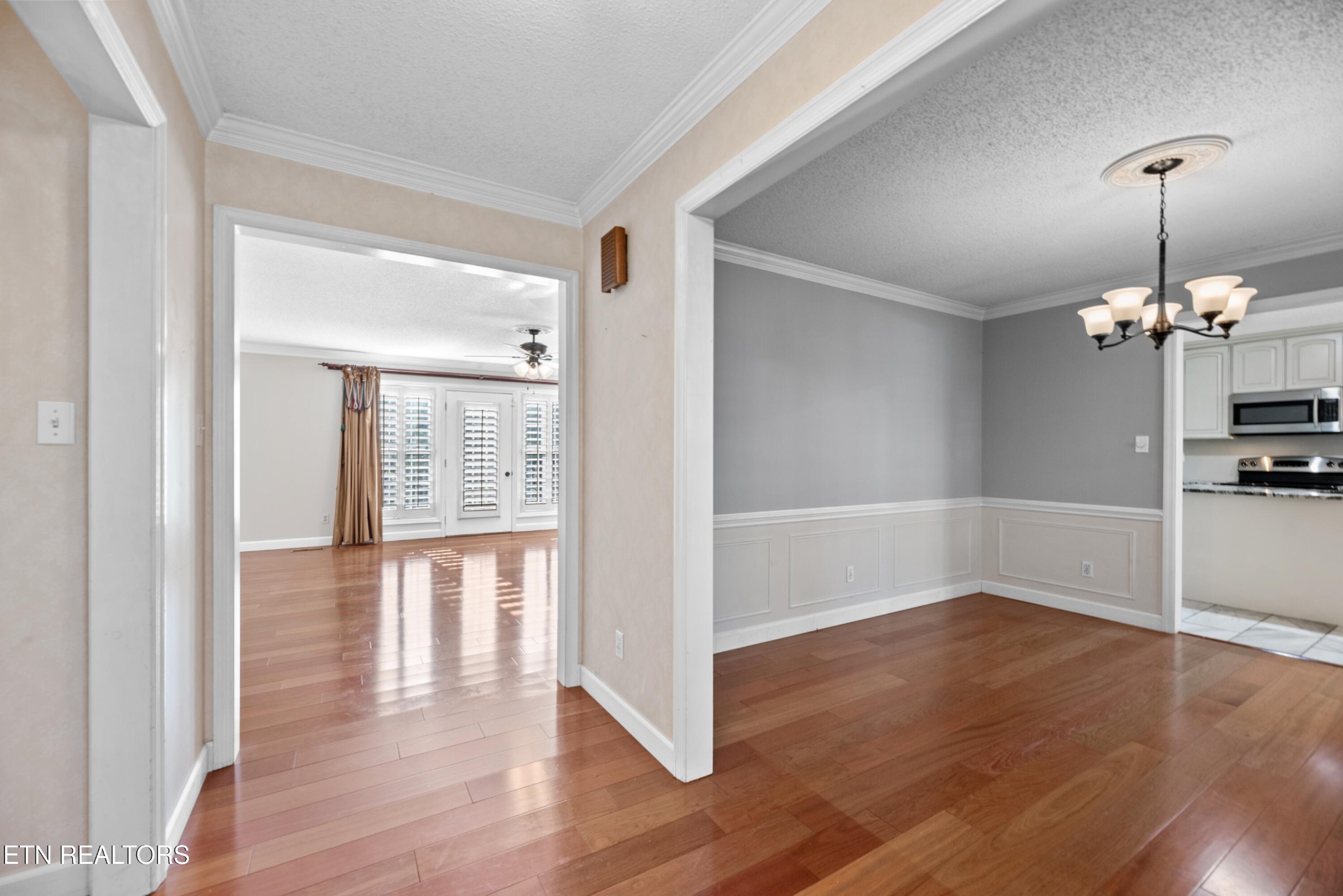 1244 River Oaks Drive Property Photo 3
