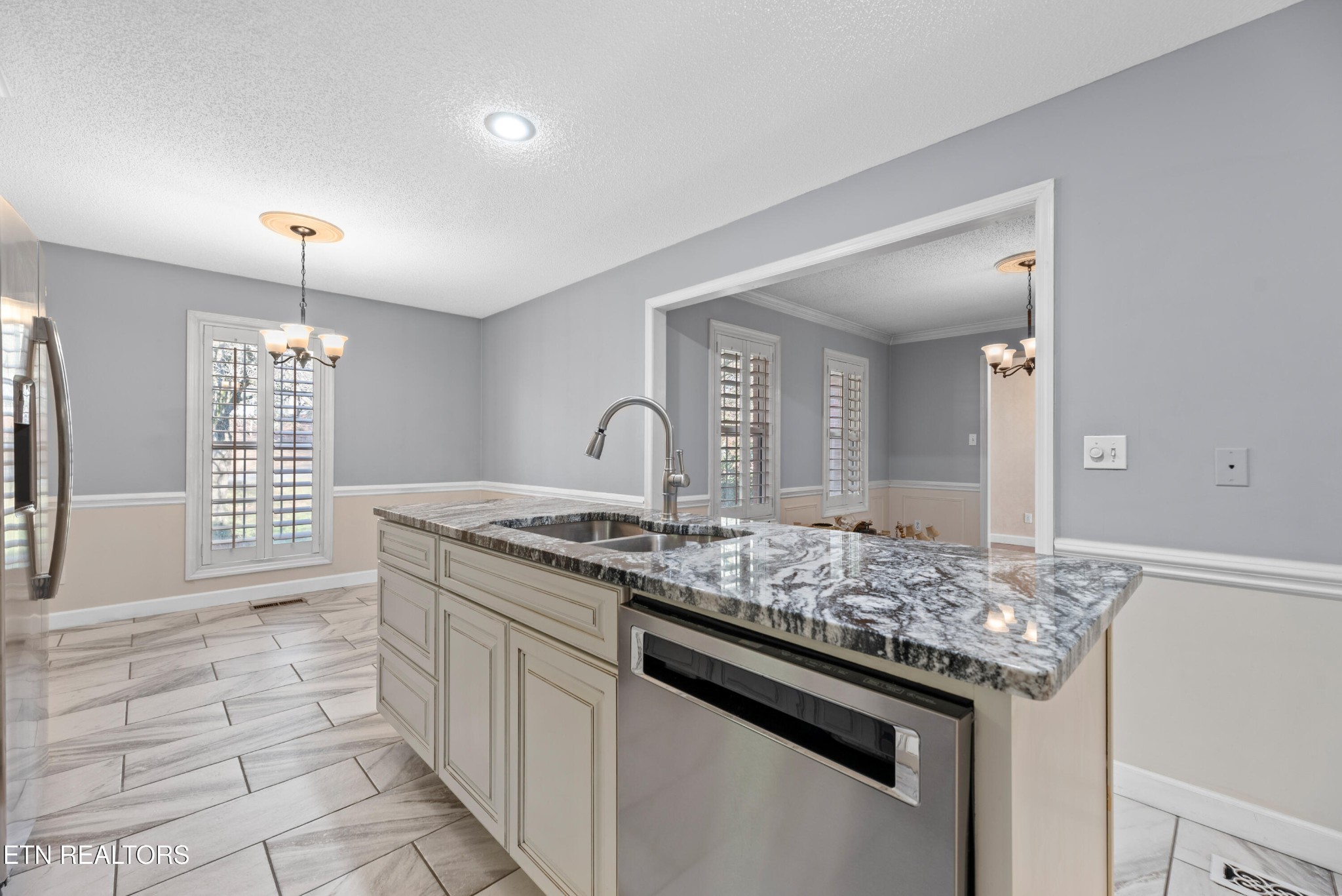 1244 River Oaks Drive Property Photo 8