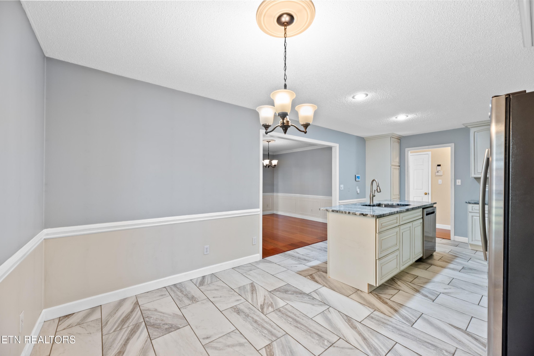 1244 River Oaks Drive Property Photo 11