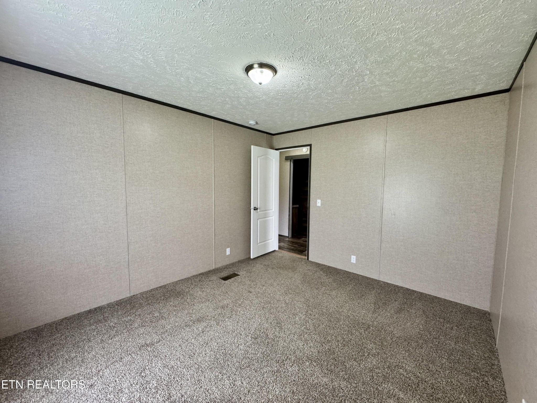 2959 Pomona Rd Property Photo 32