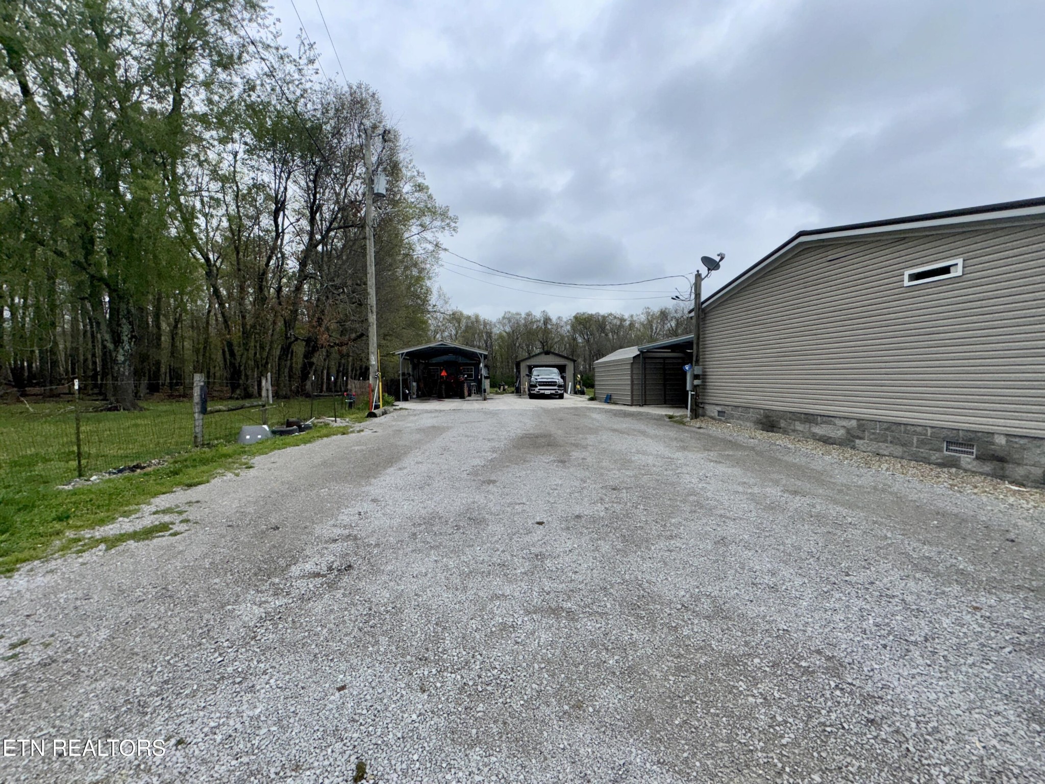 2959 Pomona Rd Property Photo 41