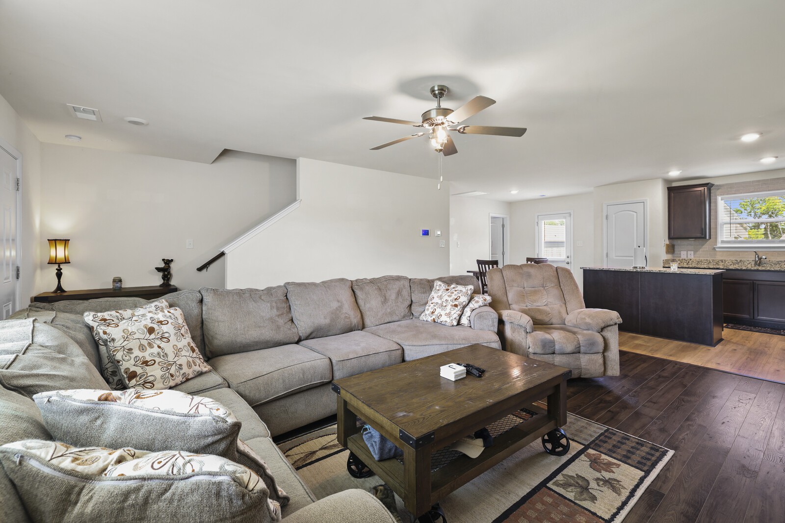 3747 Spahn Ln Property Photo 10