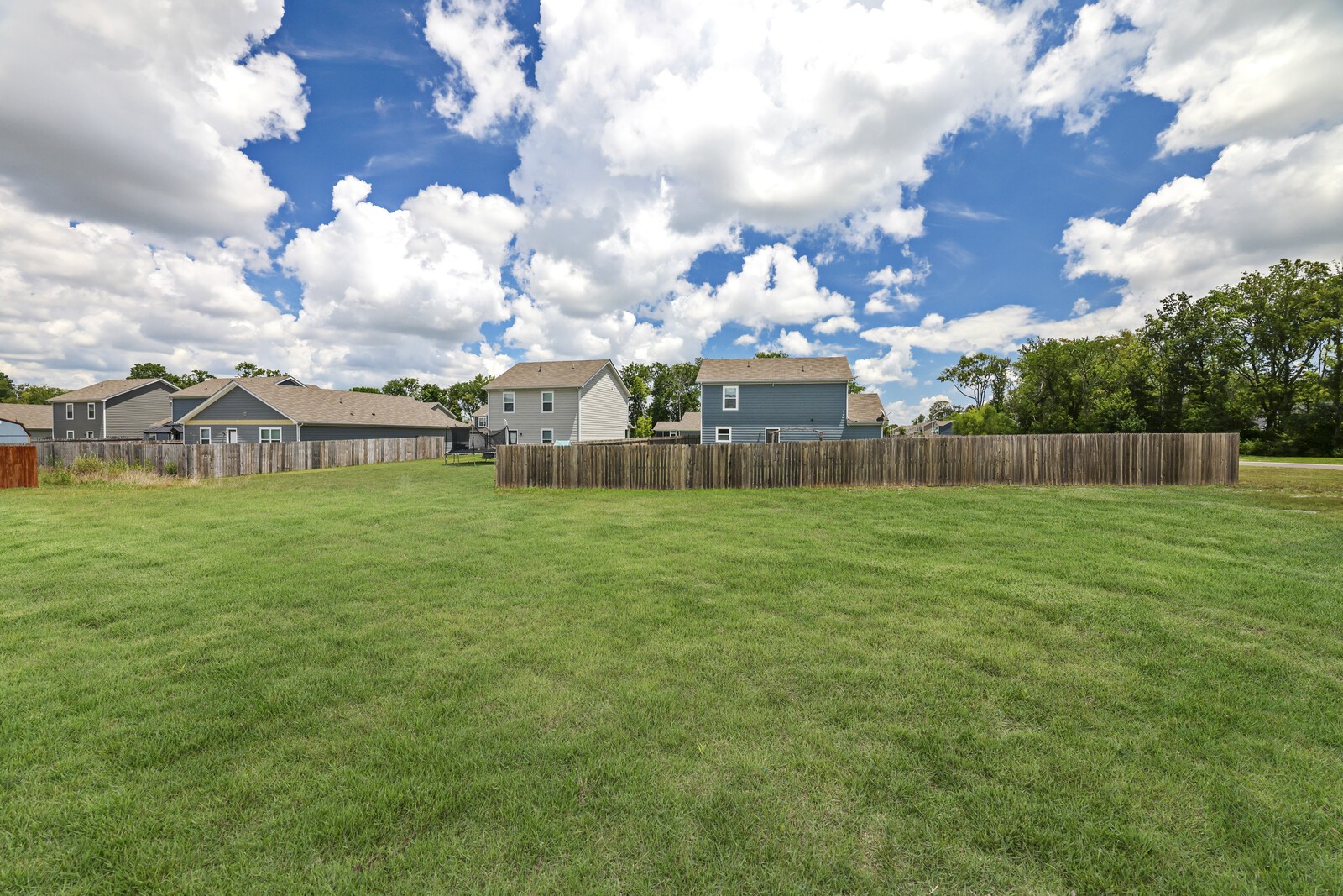 3747 Spahn Ln Property Photo 27