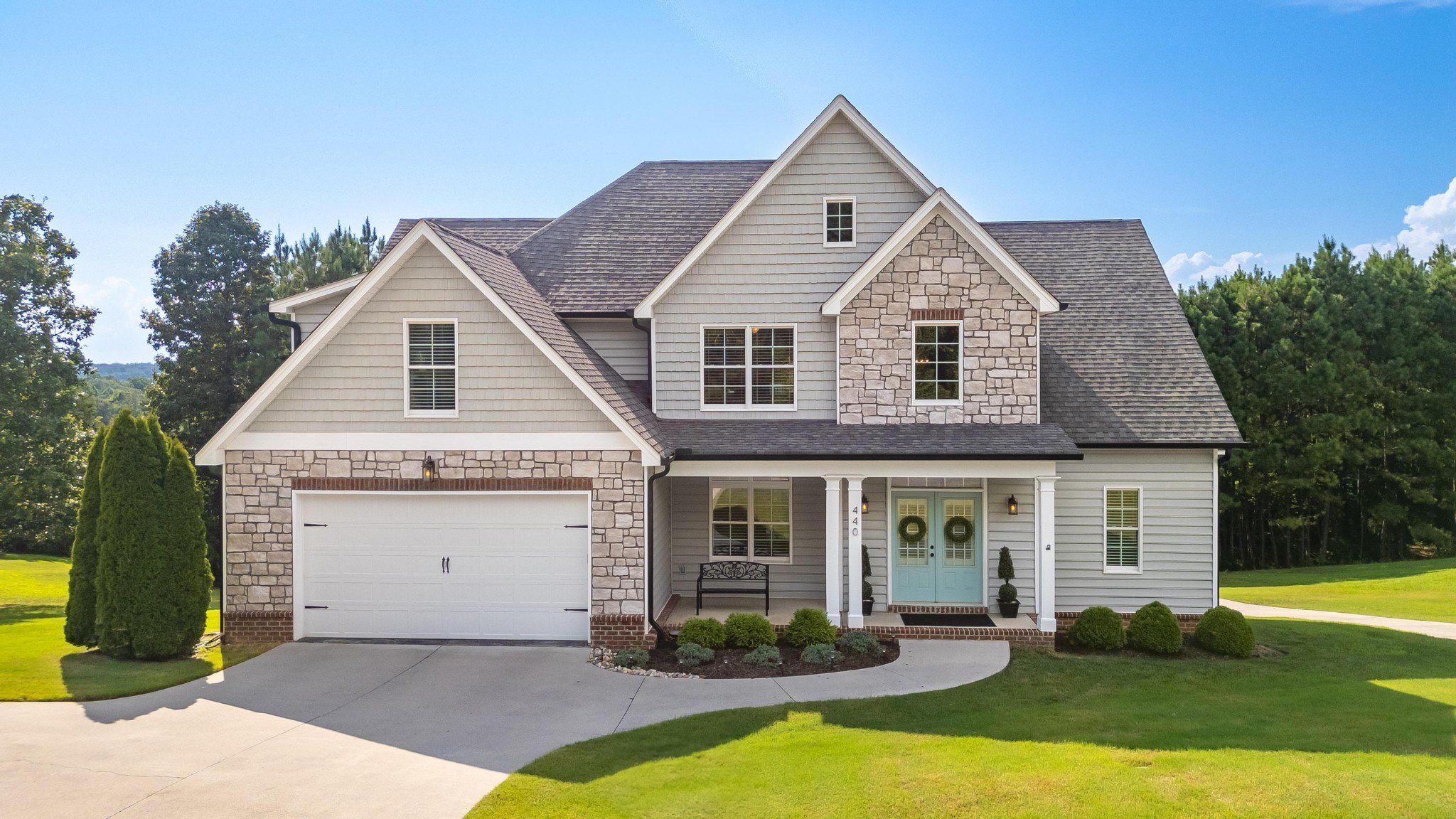 440 Covenant Drive, Ne Property Photo 1