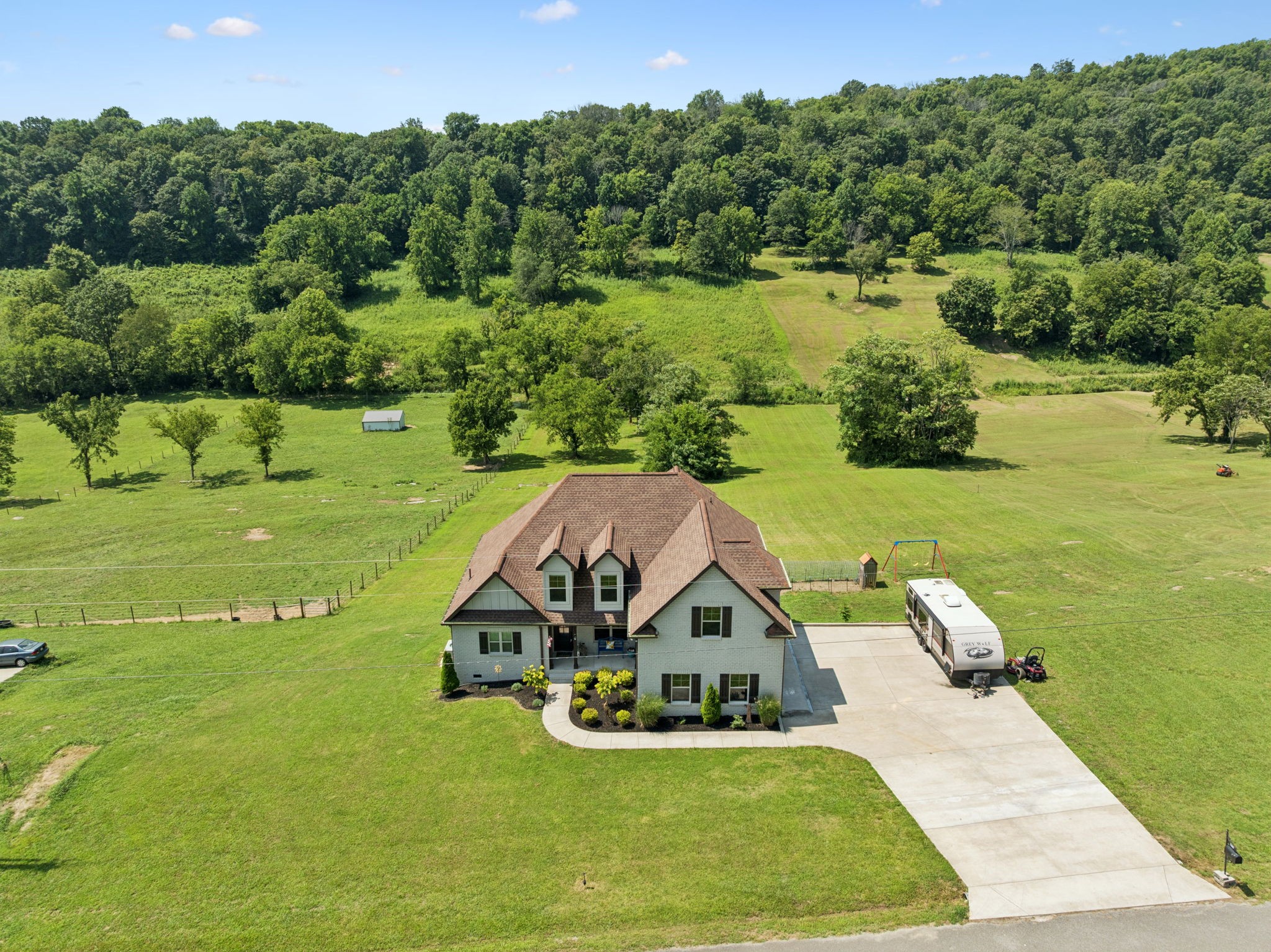 700 Johnson Hollow Rd Property Photo 1