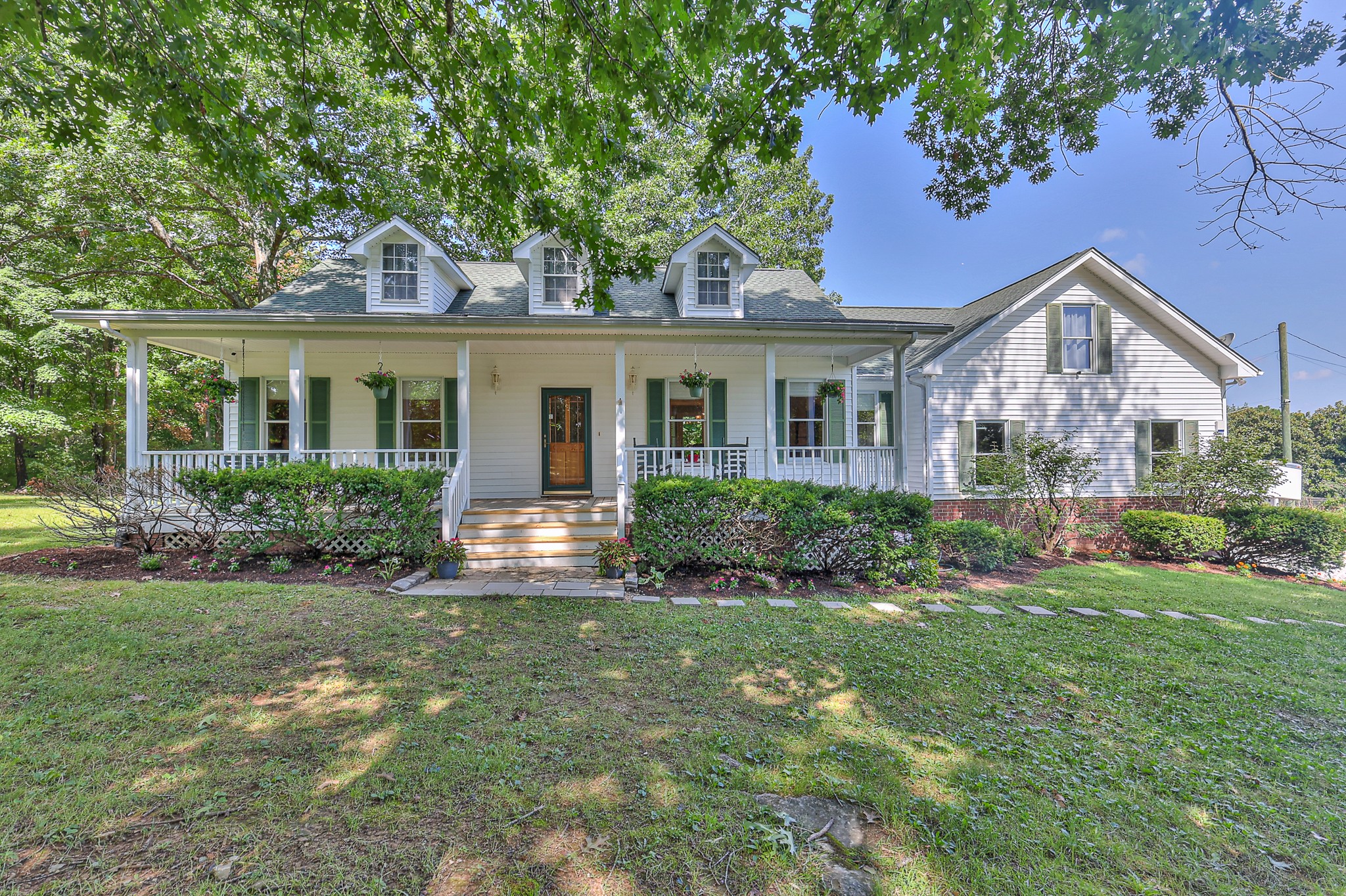 6133 Pettus Rd Property Photo 1