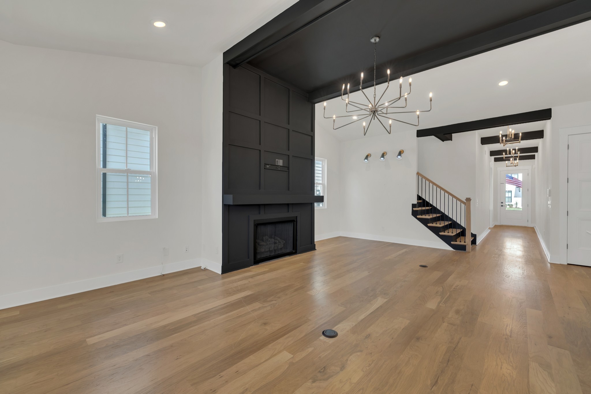 5735 Willoughby Way Property Photo 12