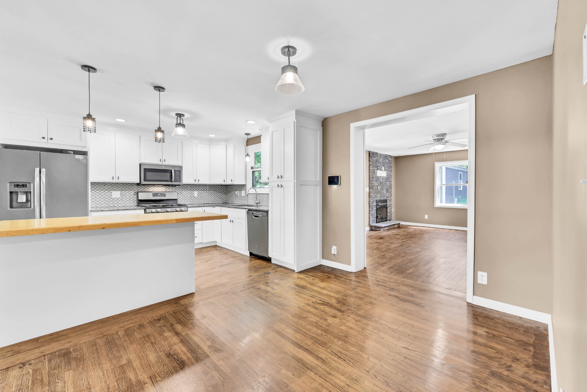 203 Dale Ter Property Photo 15