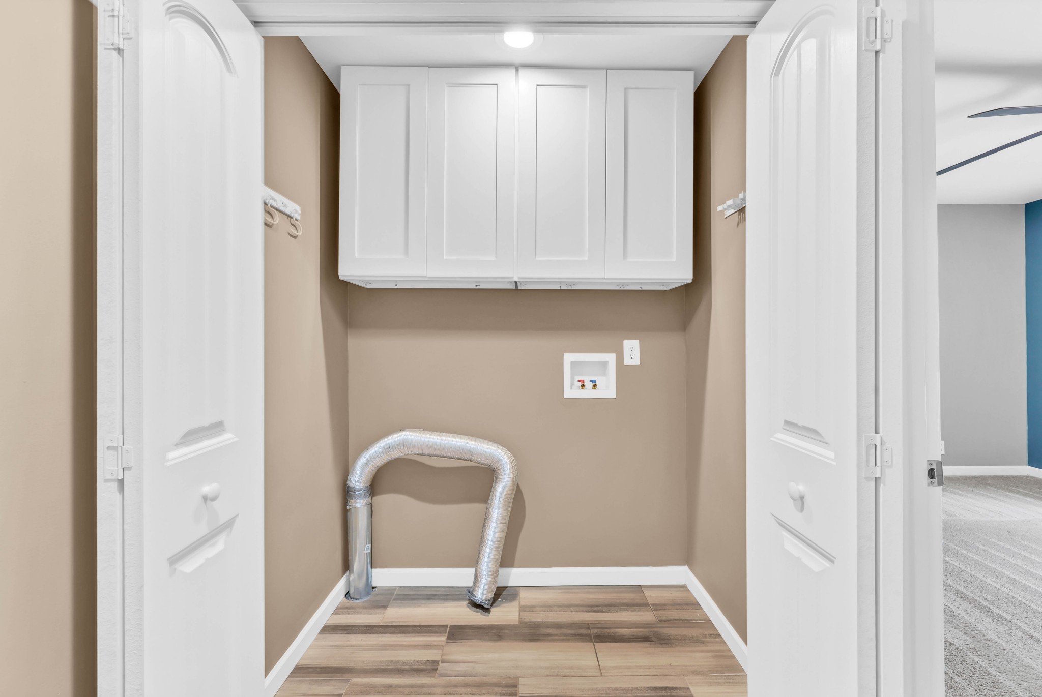 203 Dale Ter Property Photo 20