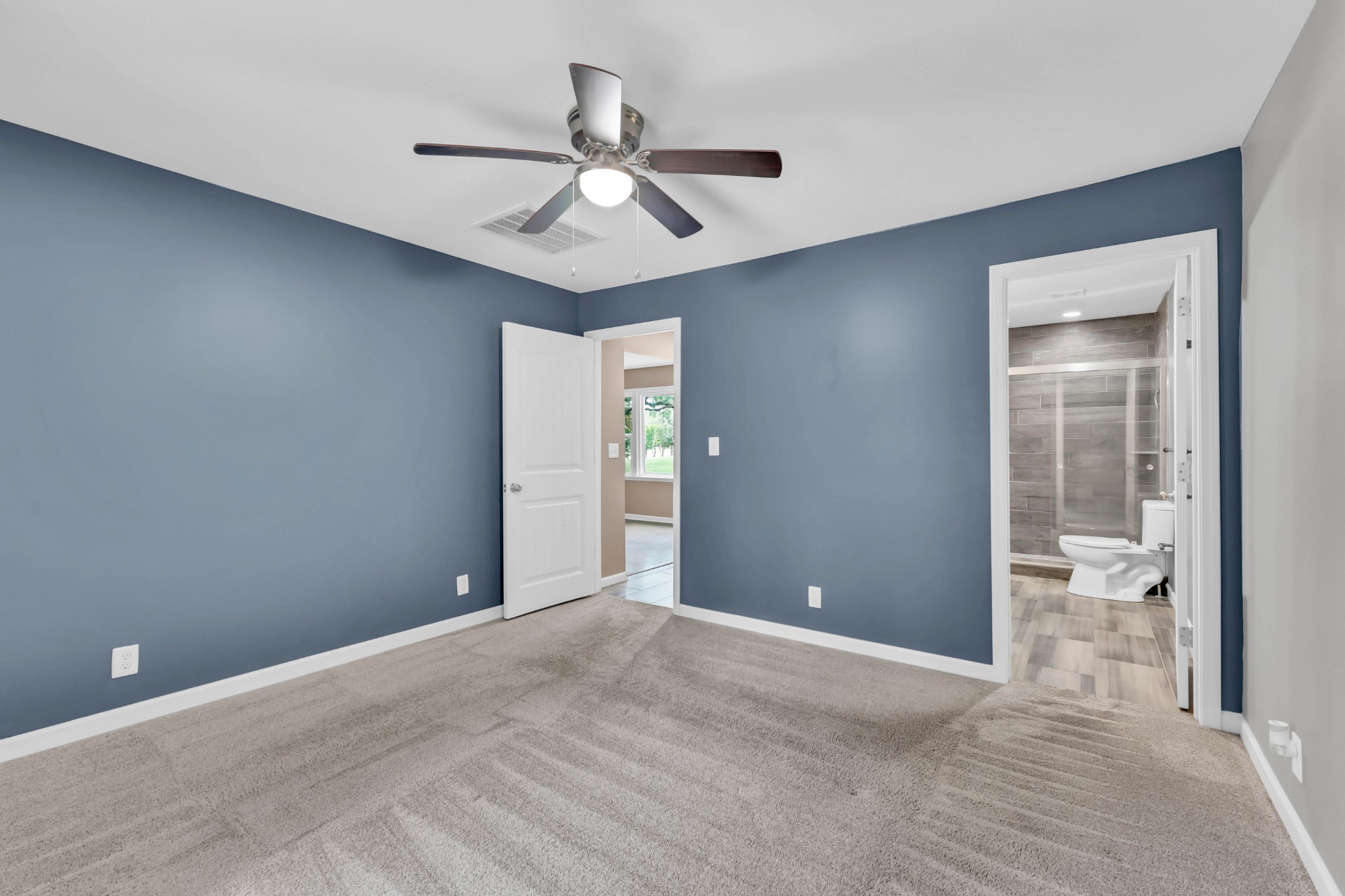 203 Dale Ter Property Photo 22