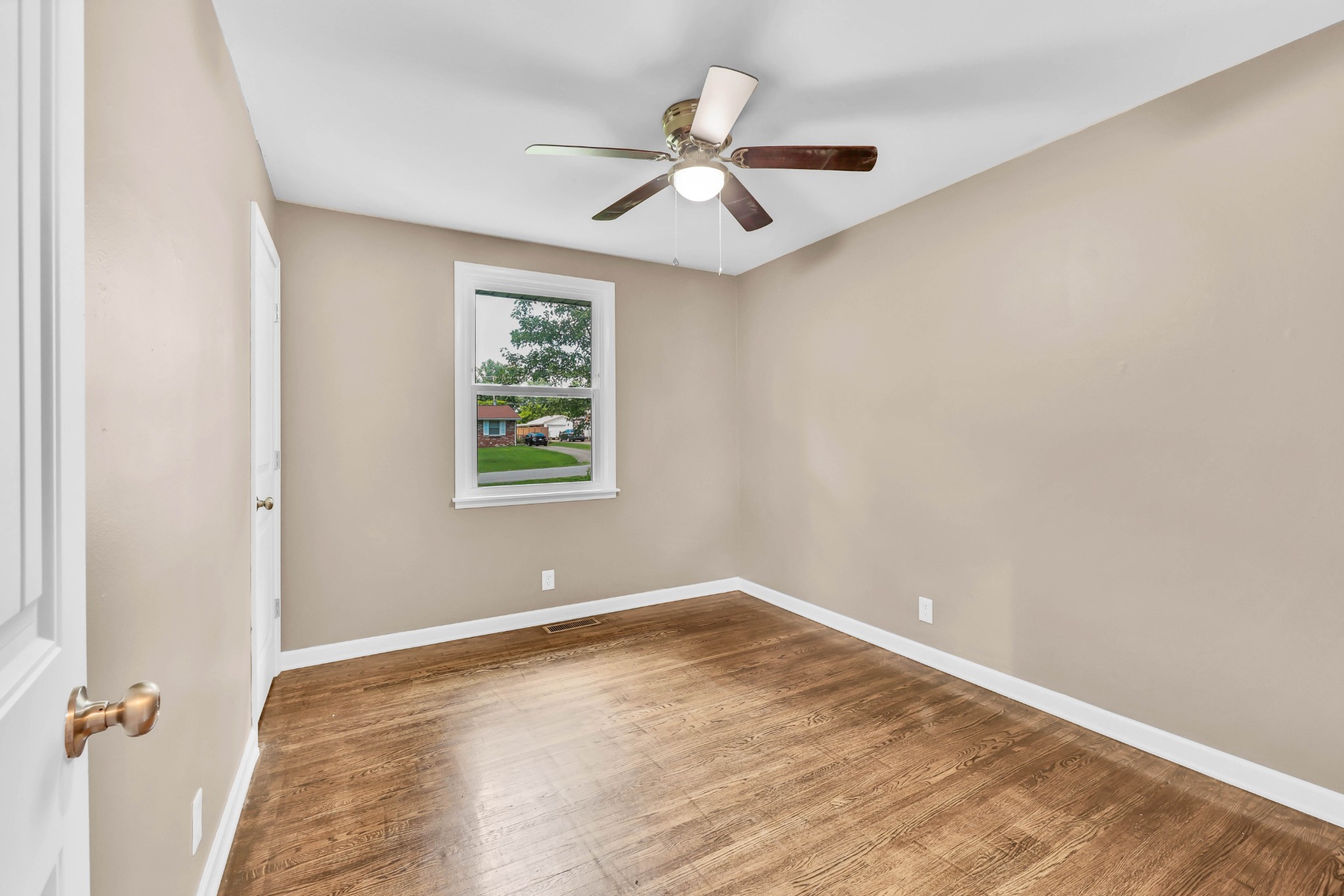 203 Dale Ter Property Photo 25