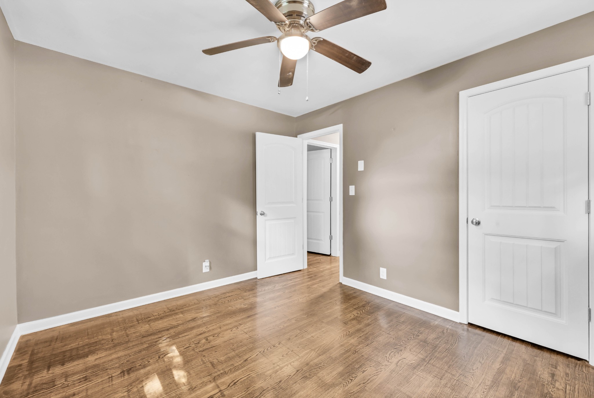 203 Dale Ter Property Photo 27