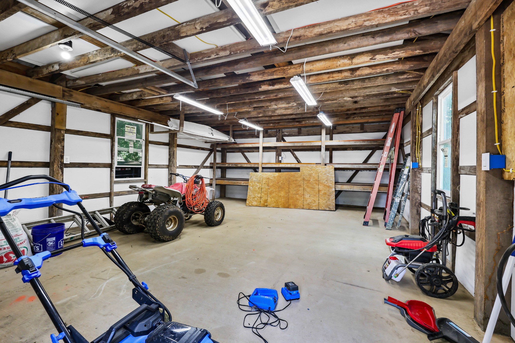203 Dale Ter Property Photo 32