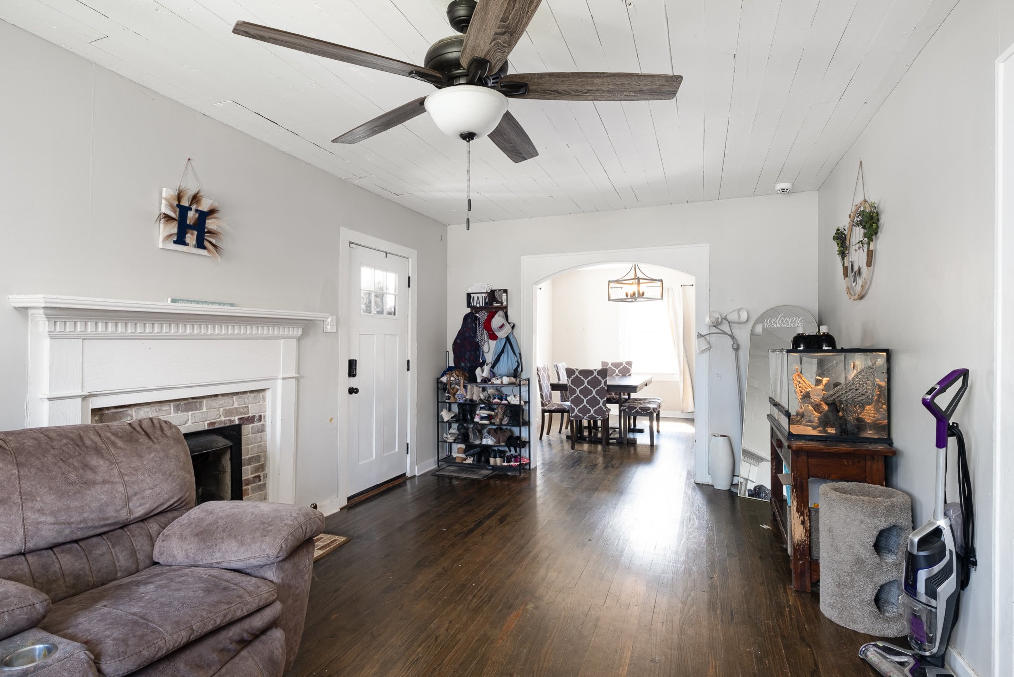 1022 W Commerce St Property Photo 6