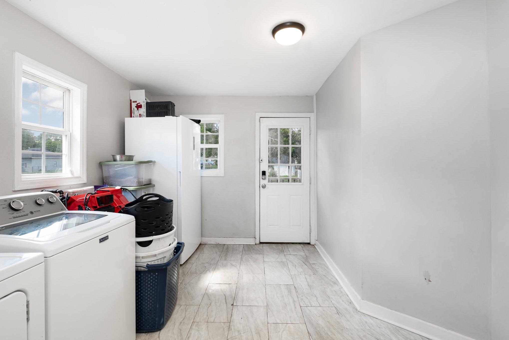 1022 W Commerce St Property Photo 13