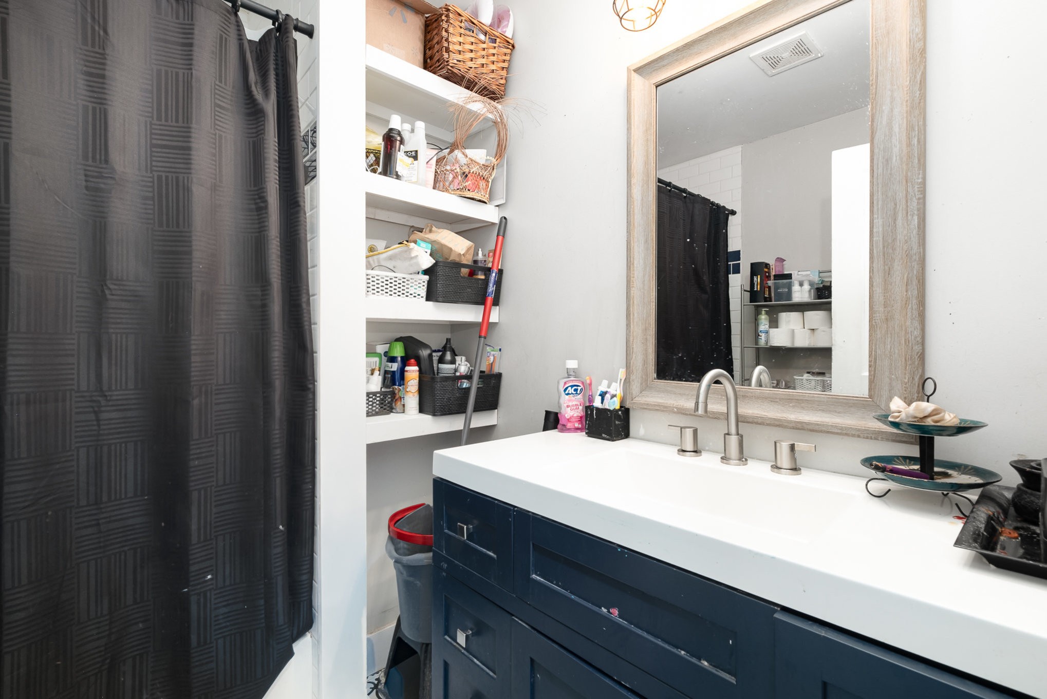 1022 W Commerce St Property Photo 14