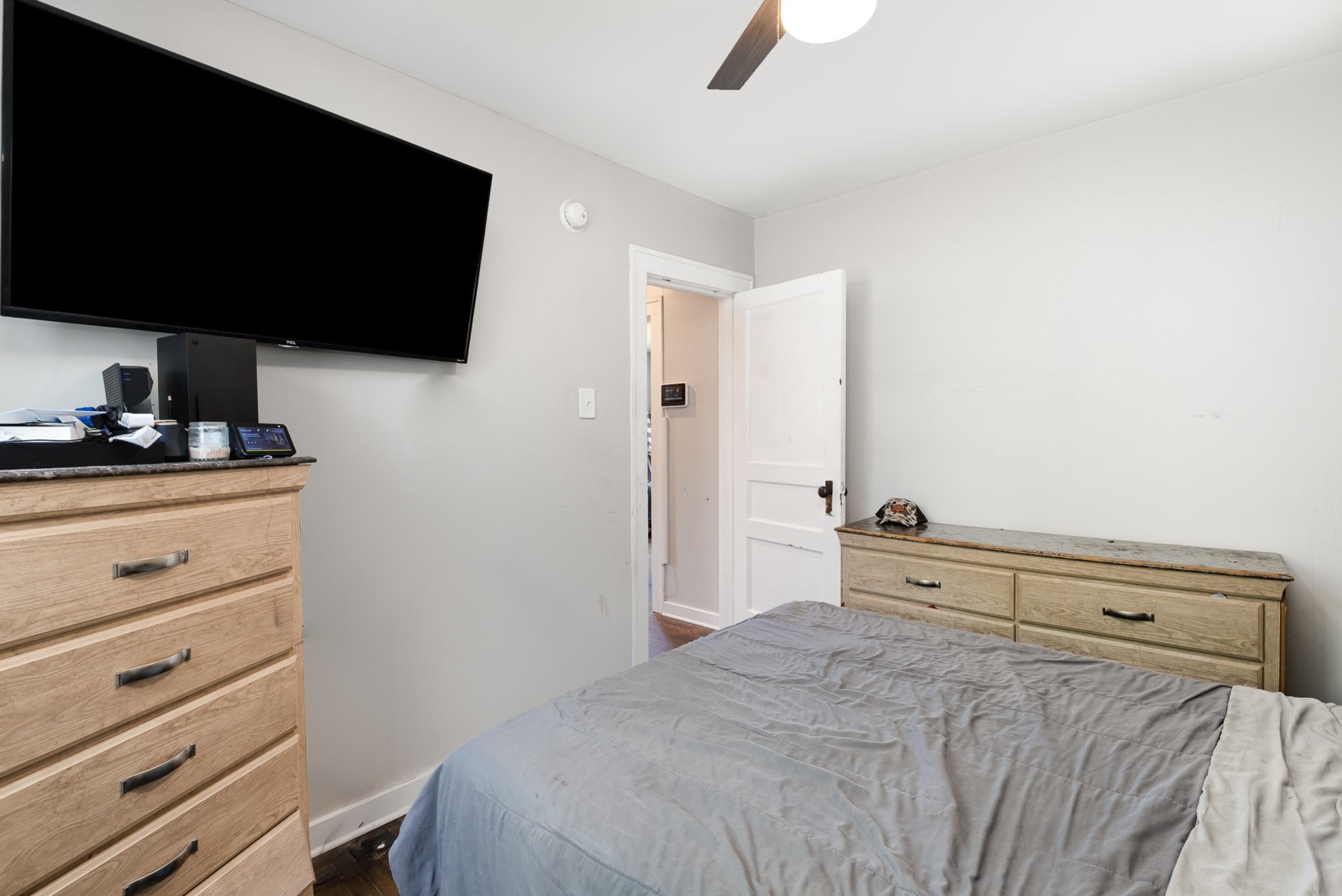 1022 W Commerce St Property Photo 16