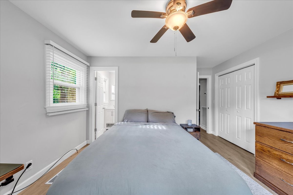1005 Keylon St Property Photo 14