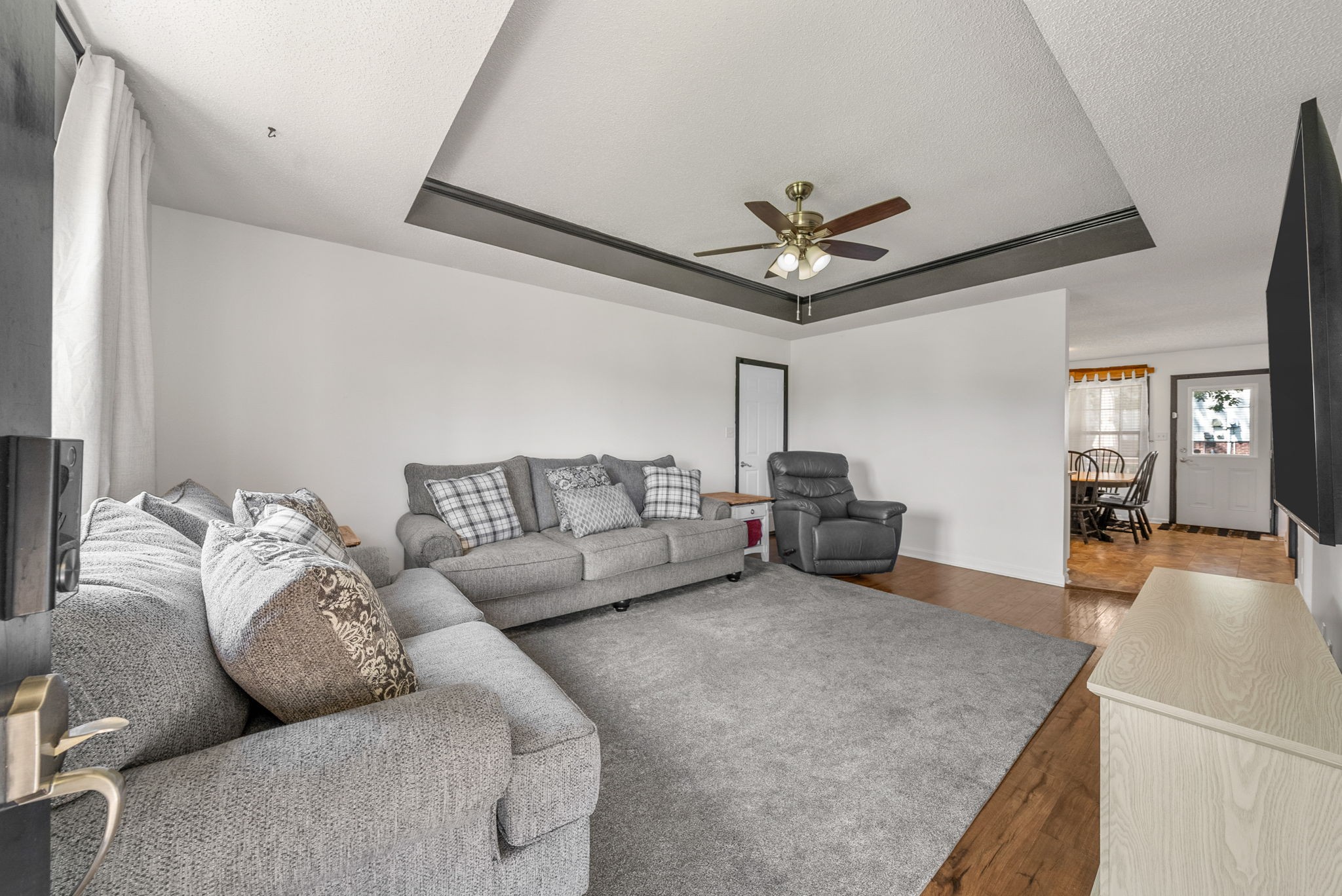 3297 N Senseney Cir Property Photo 4