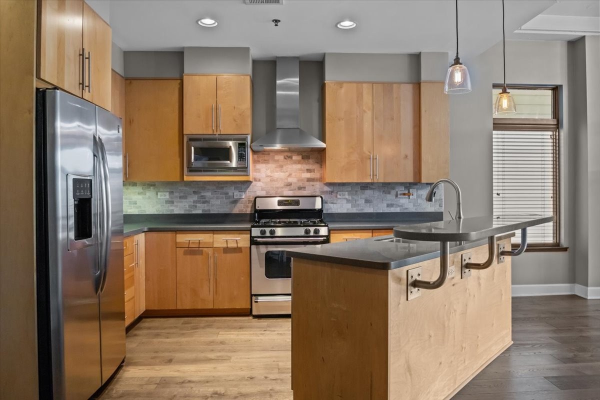 117 30th Ave, N Property Photo 1