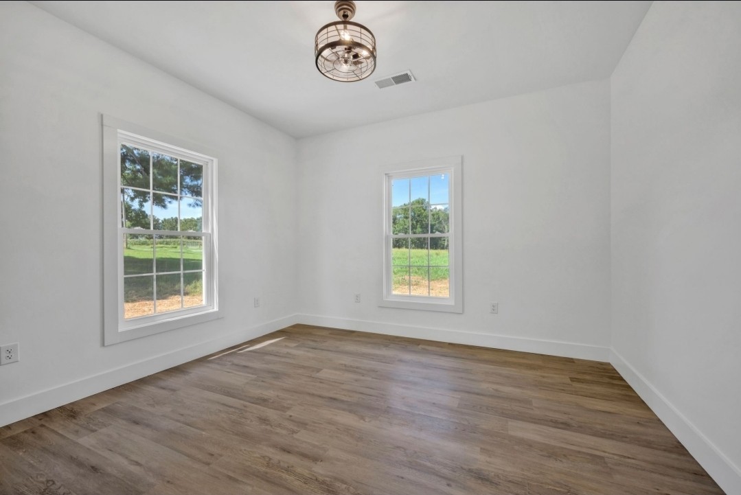 2559 Sylvia Rd Property Photo 22