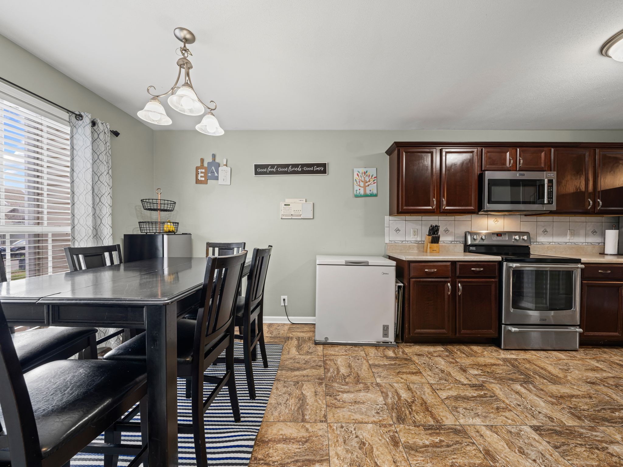 3700 S Jot Dr Property Photo 9