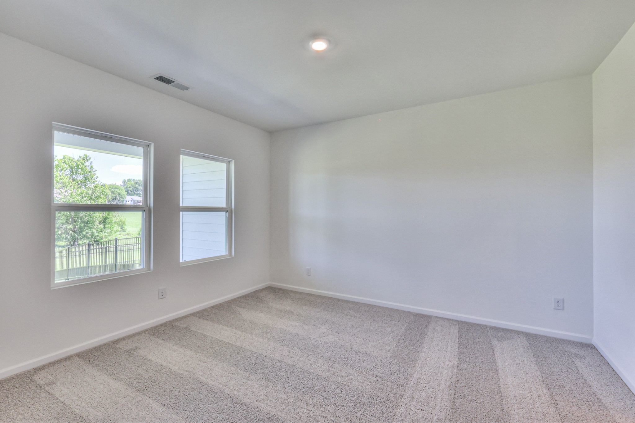405 Charlie Place Property Photo 40