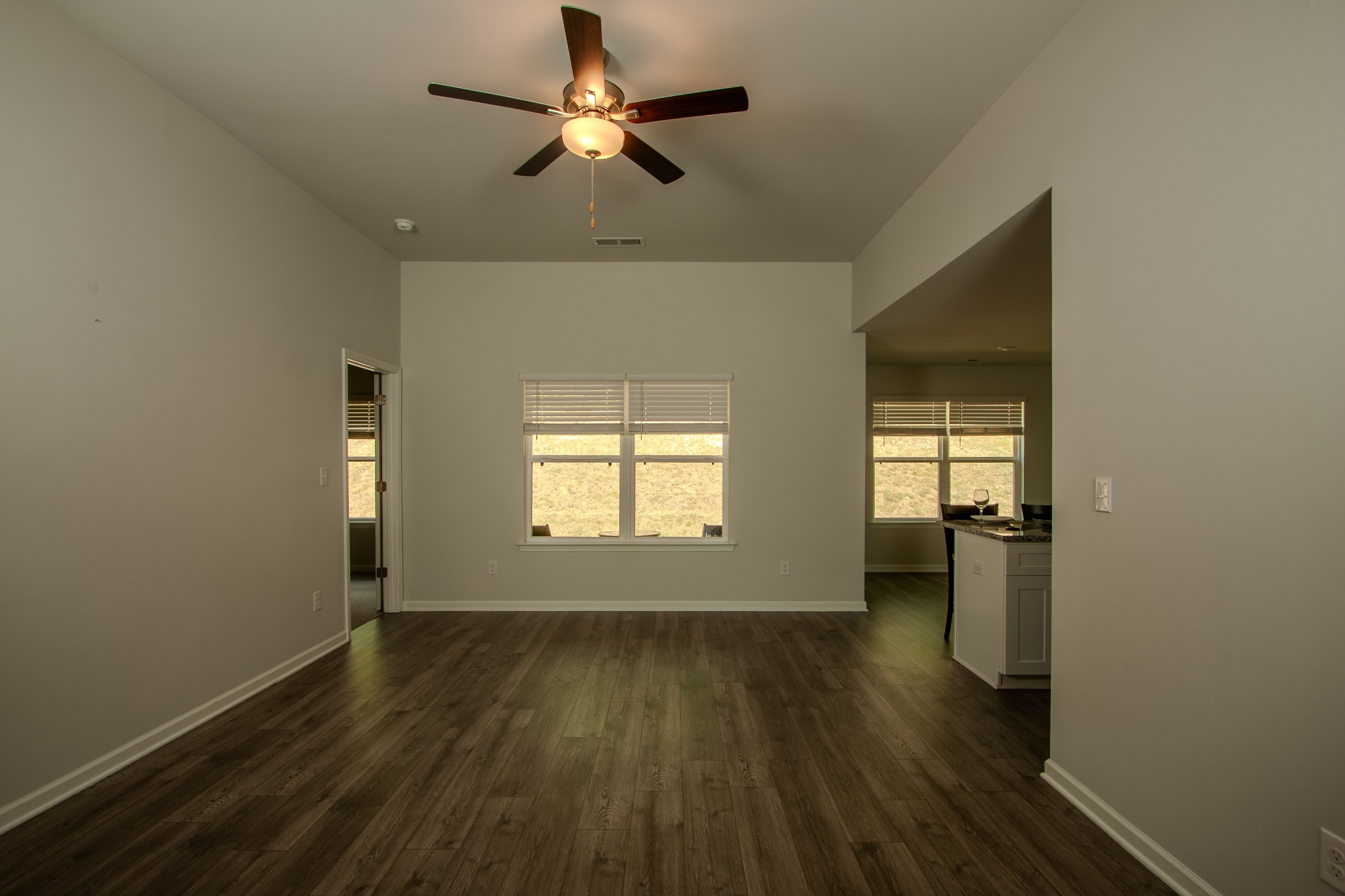 1003 Autumnwood Dr Property Photo 9