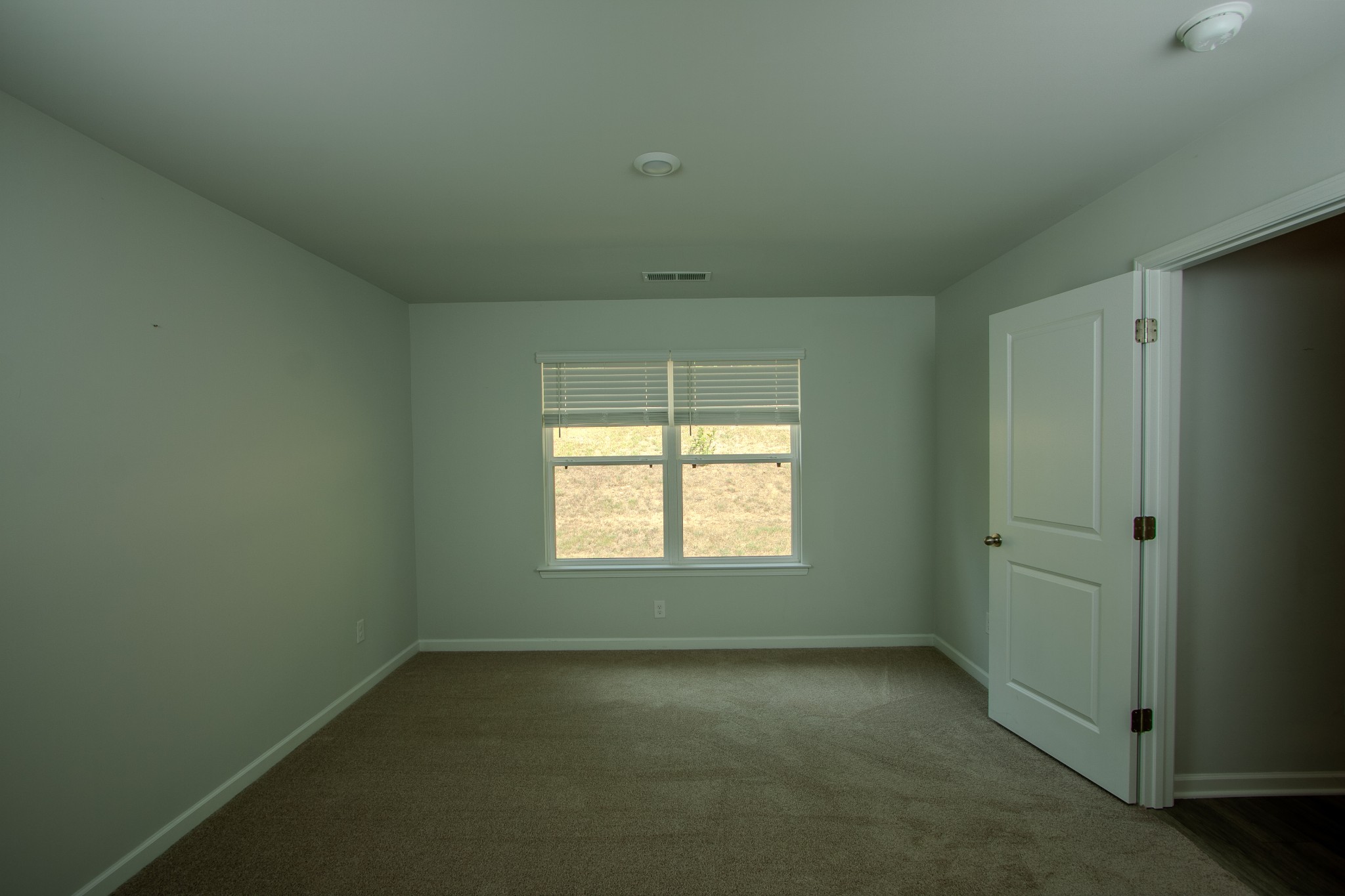 1003 Autumnwood Dr Property Photo 17