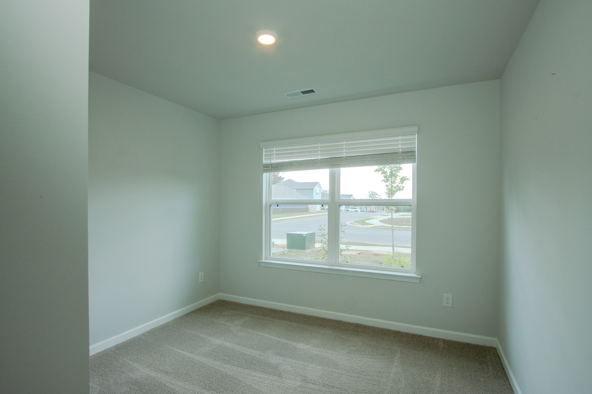 1003 Autumnwood Dr Property Photo 18