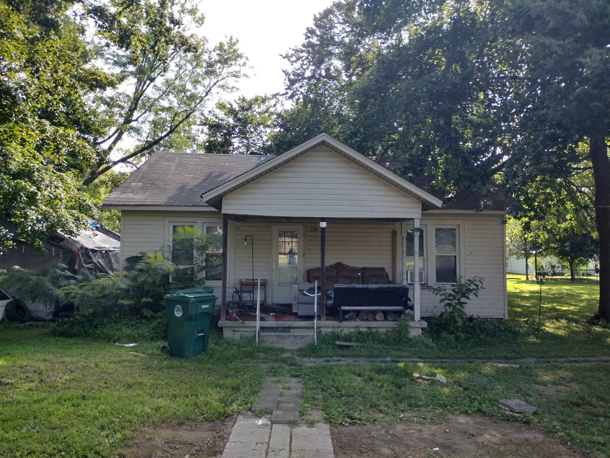 134 Melrose St Property Photo 1
