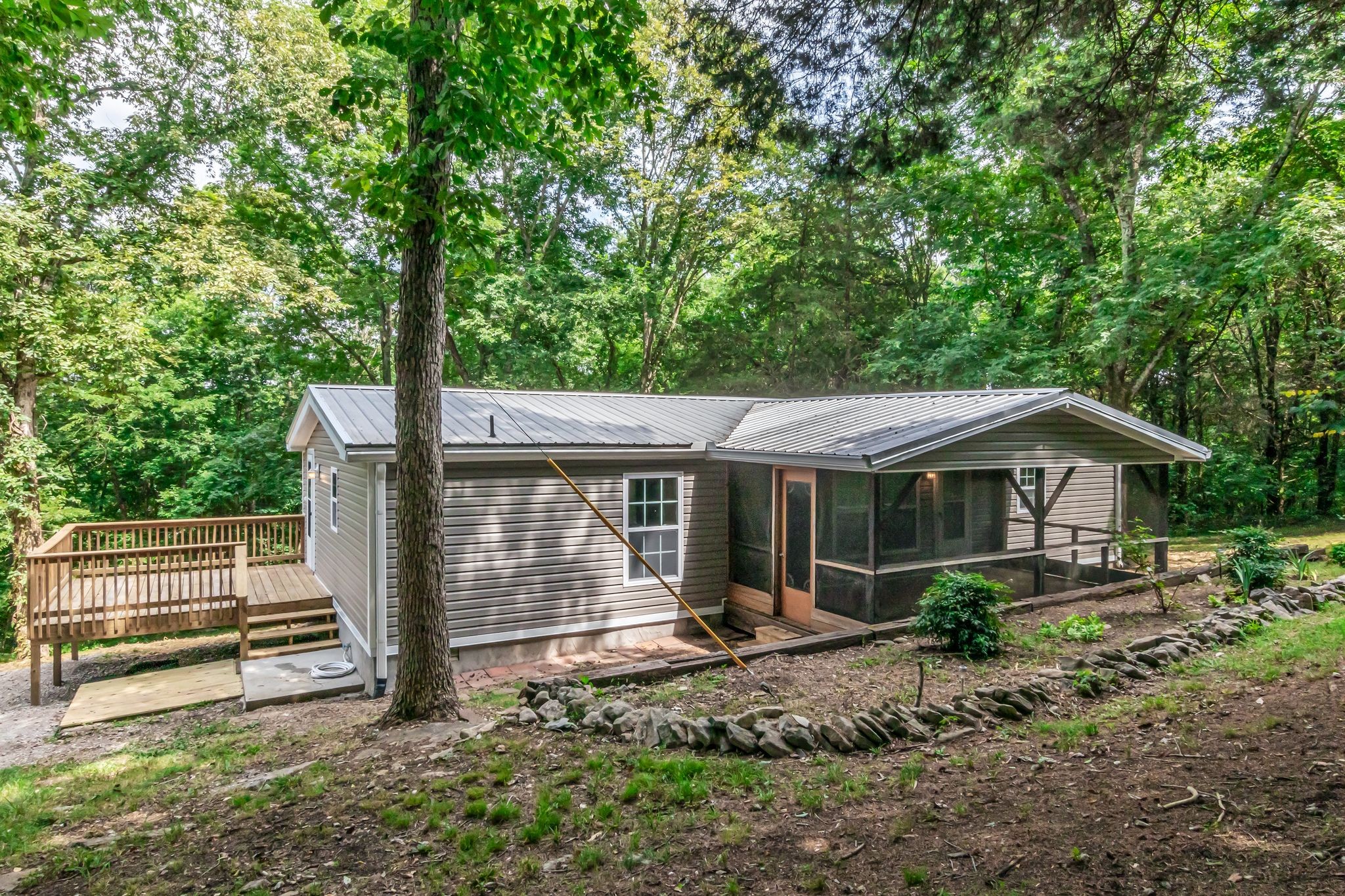 215 Grant Rd Property Photo 1