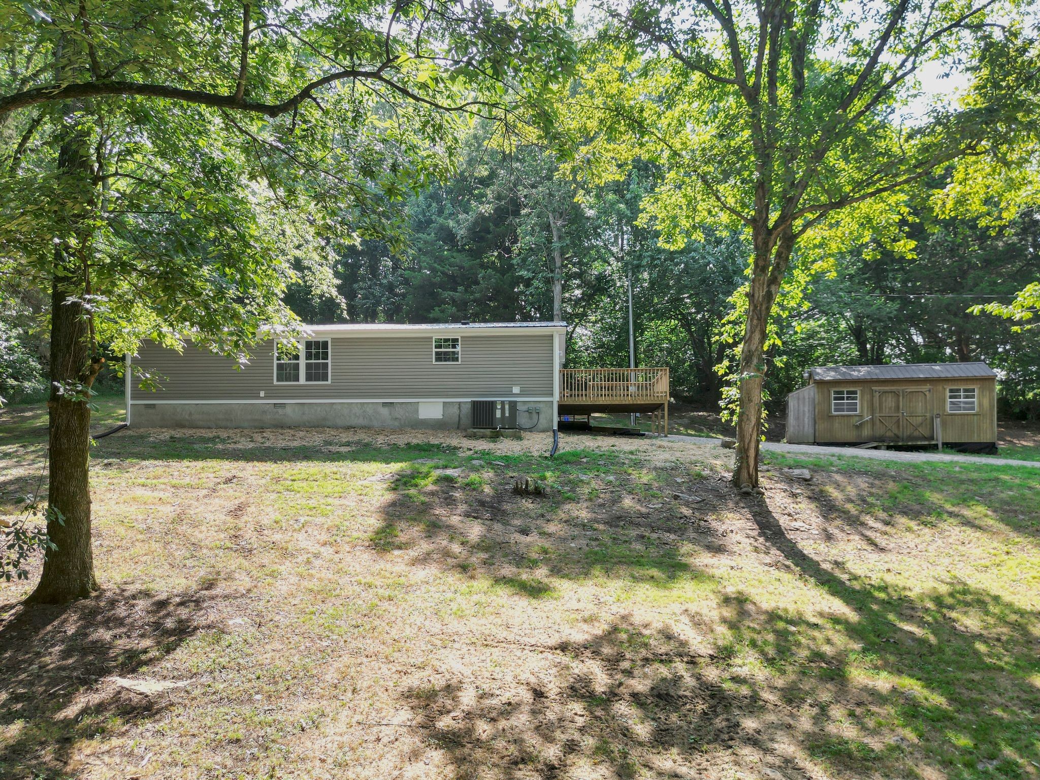 215 Grant Rd Property Photo 9