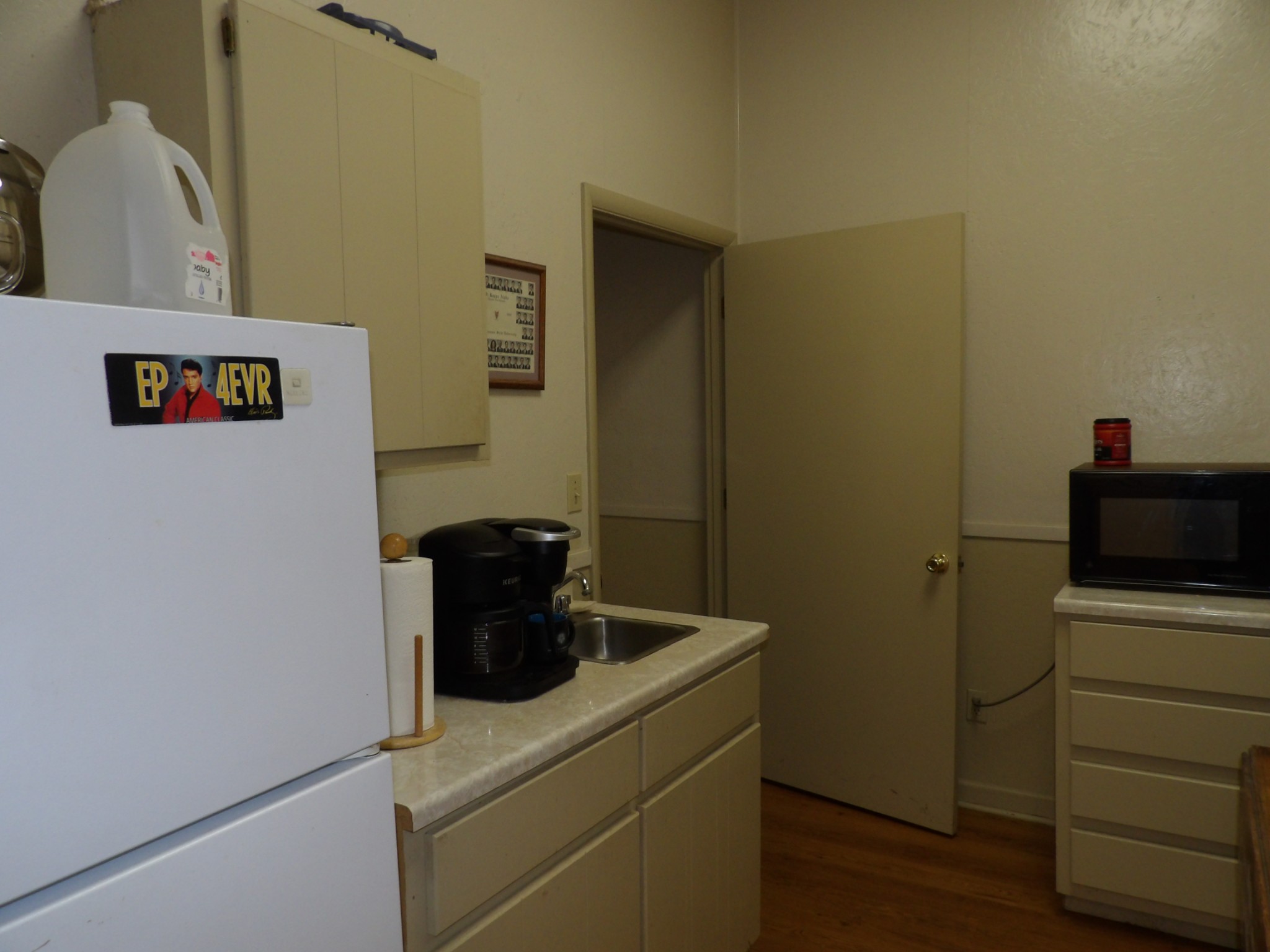 111 W Main St Property Photo 14