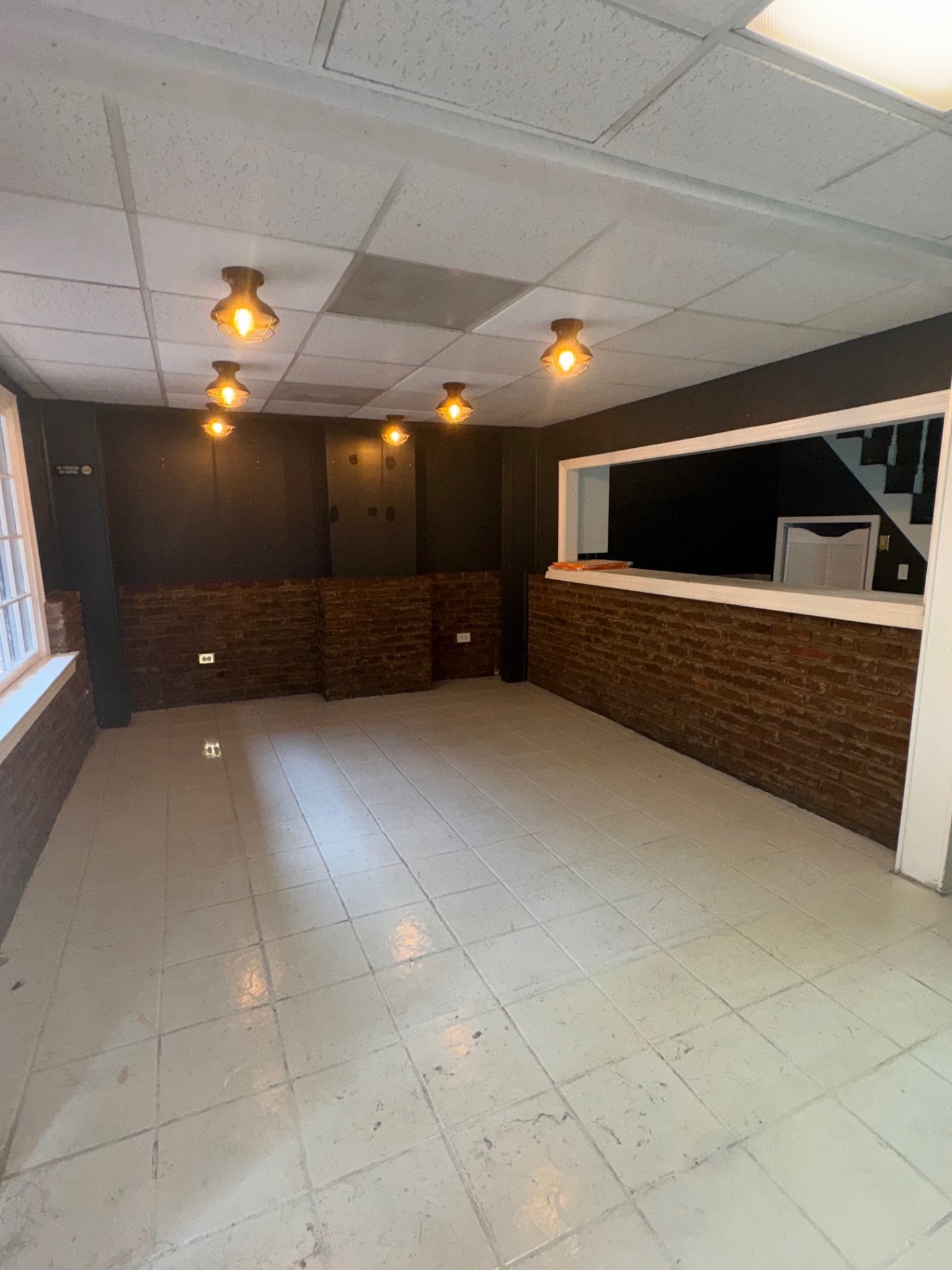 137 Franklin St Property Photo 3