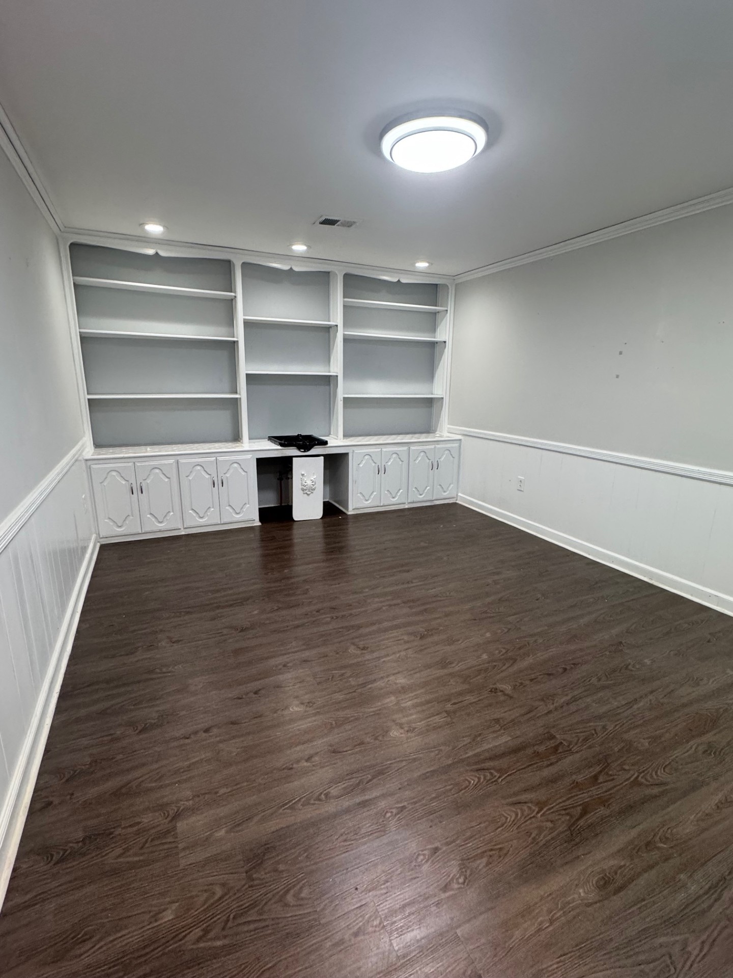 137 Franklin St Property Photo 7