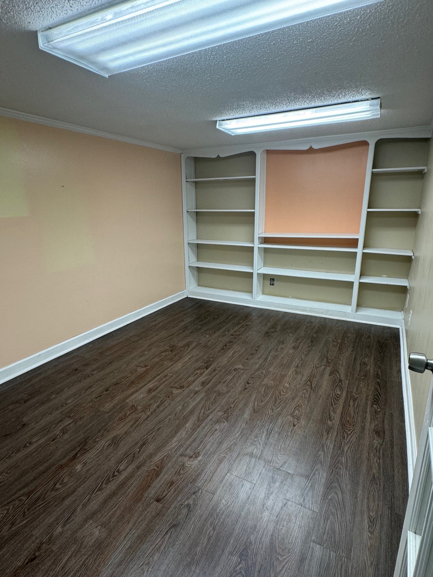 137 Franklin St Property Photo 12