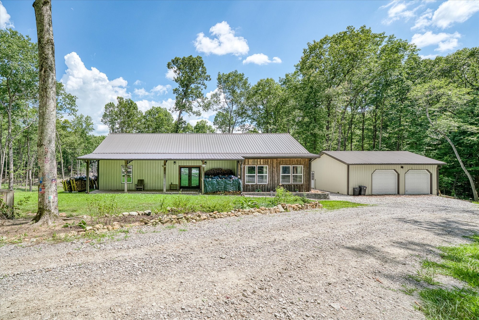 1479 W Ridge Road Property Photo 1