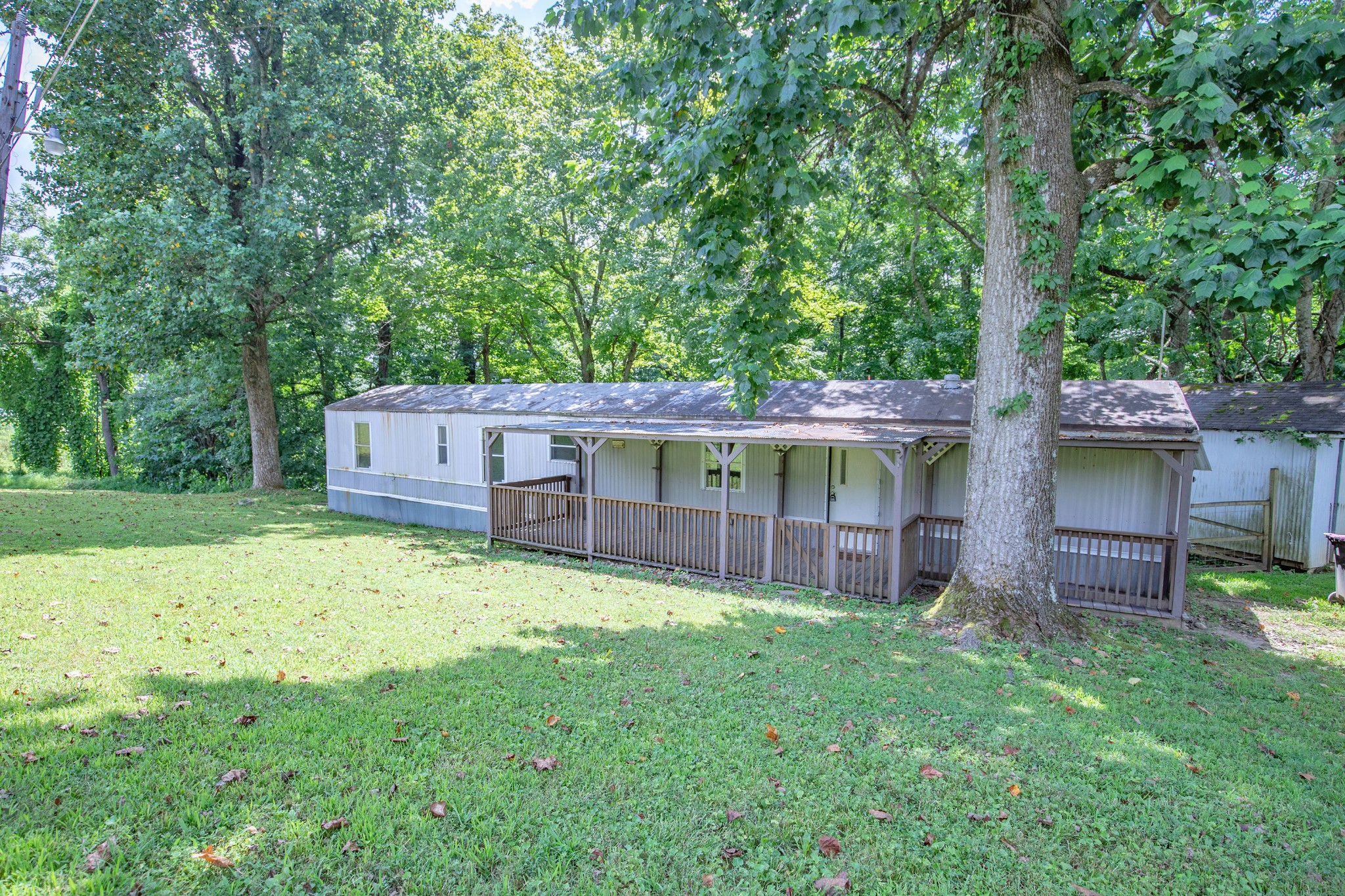 1304 Shell Rd Property Photo 1