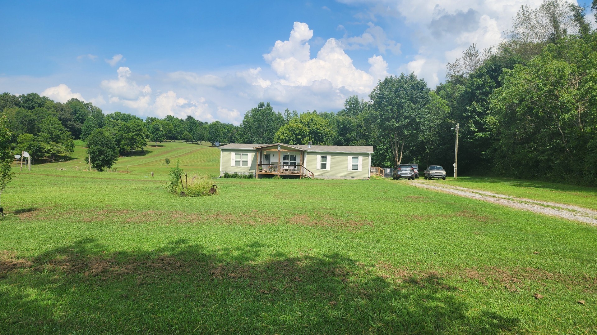 1699 Harpo Rd Property Photo 1