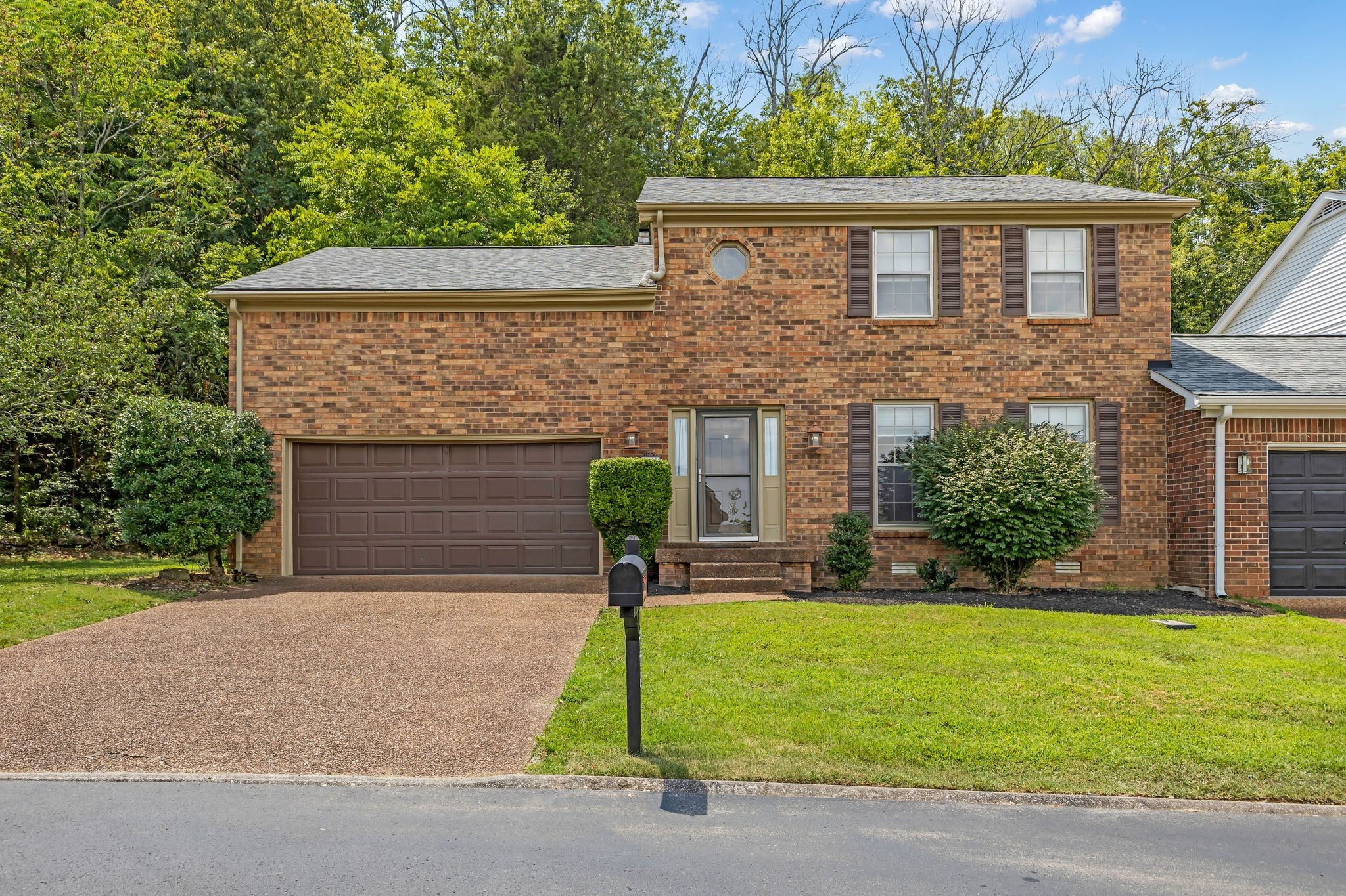 1607 Clearview Dr Property Photo 1