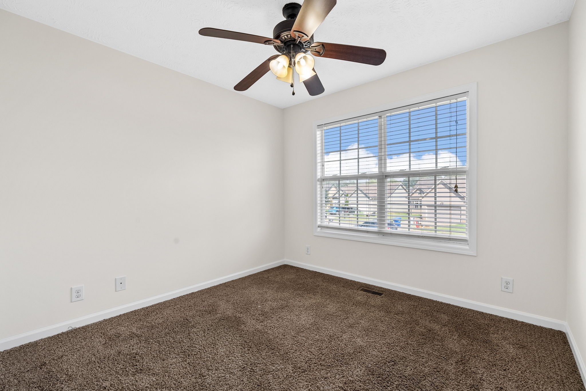 1382 Whitt Ln Property Photo 16